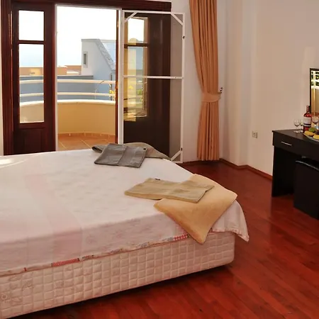 Esin Apart Apartment *